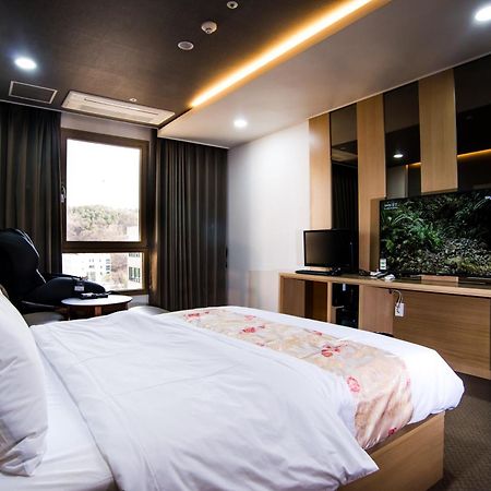 Namyangju Benikea Jd Hotel Стая снимка